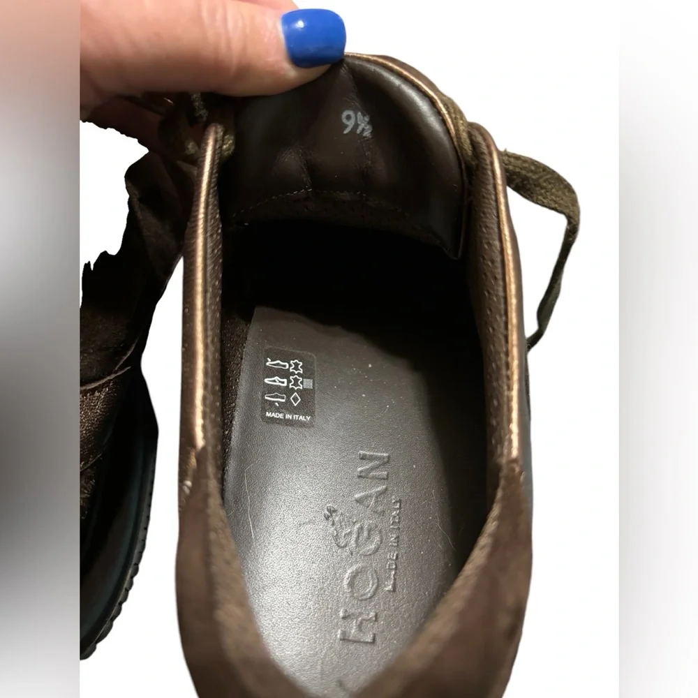 HOGAN women’s size 9.5‎ brown suede with bronze trim sneakers.